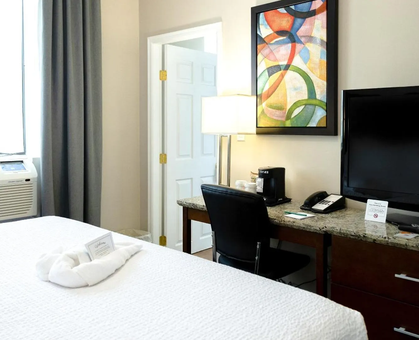 Hotel Quality Inn & Suites (Adults Only) Vancouver