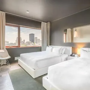 *** Hotel Zero 1 Canadá
