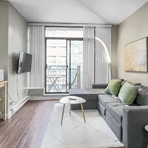 top-floor-unit-on-granville-strip-yaletown-area.richmond-hotels.com/