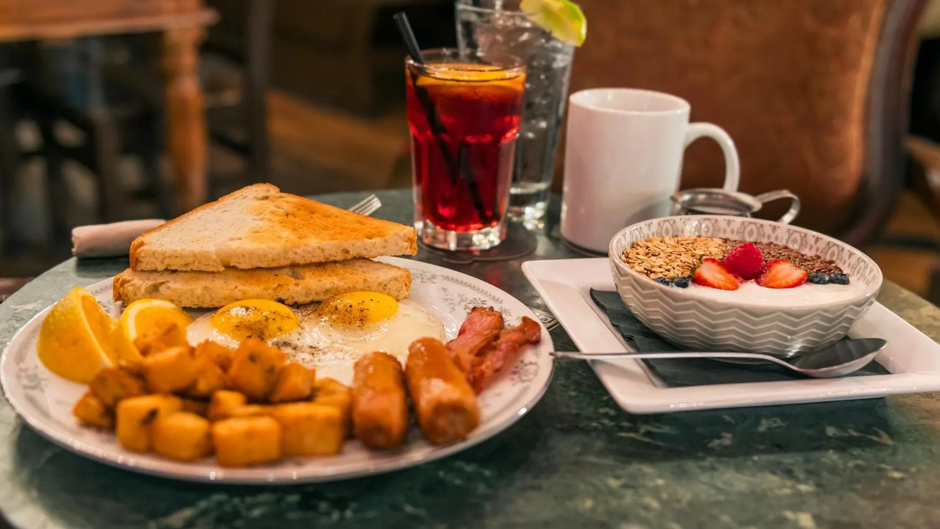 Quality Inn & Suites (Adults Only) Vancouver