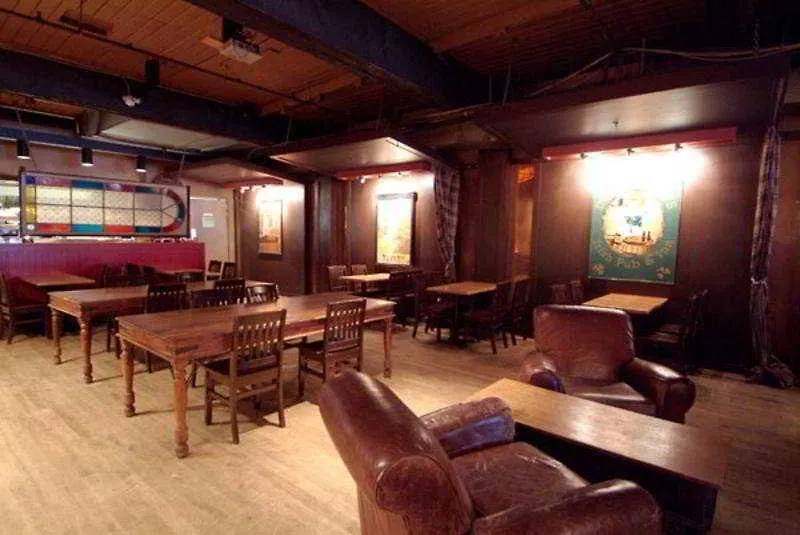 Quality Inn & Suites (Adults Only) Vancouver Hotel