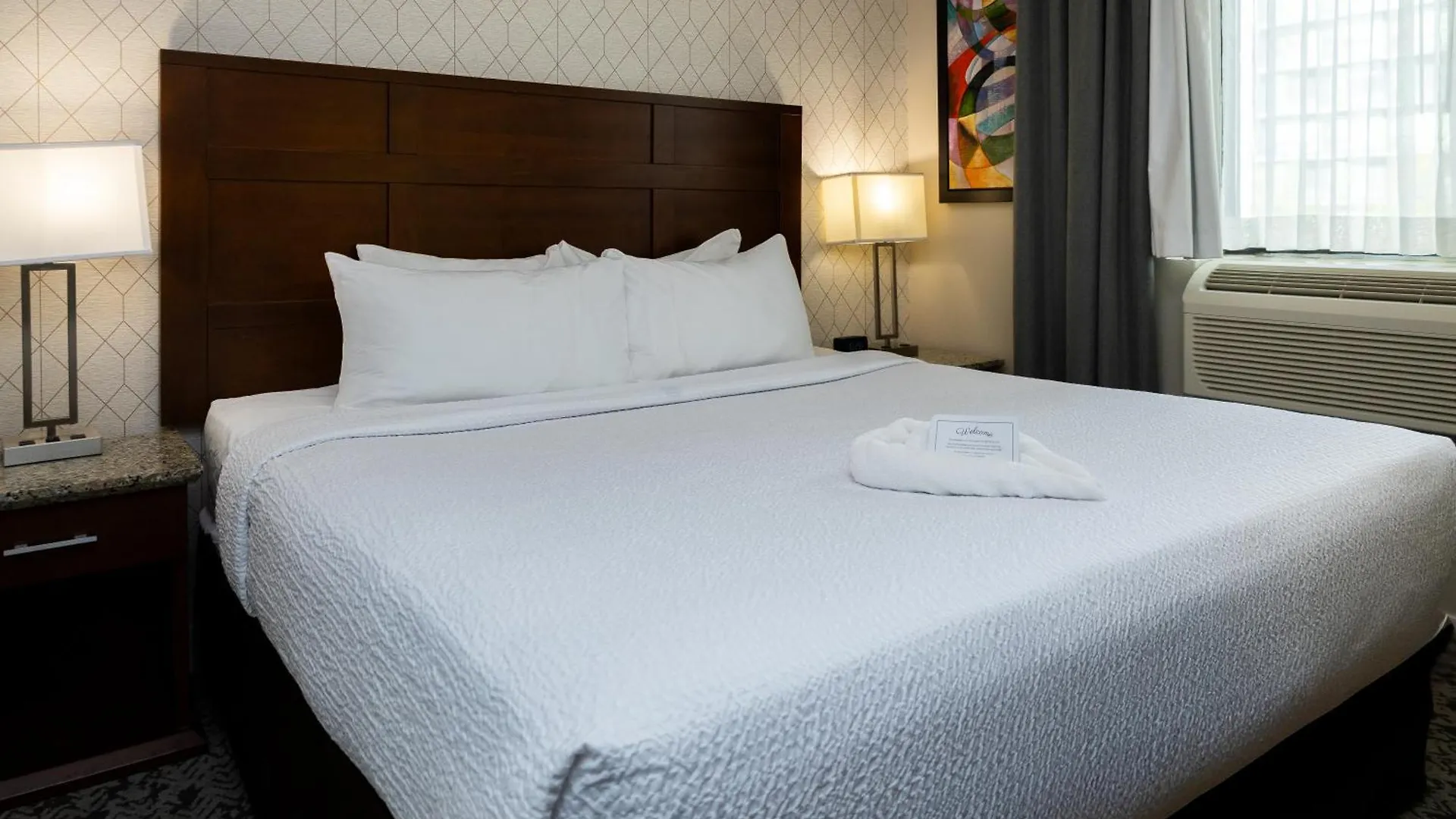 Hotel Quality Inn & Suites (Adults Only) Vancouver